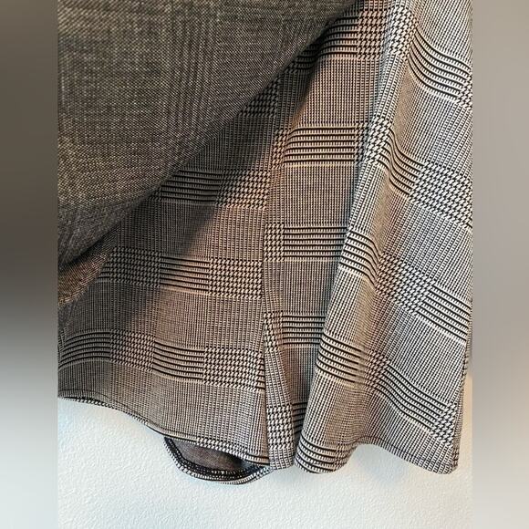 H&M Divided Women's 4 Jacquard Pattern V-neck Romper Sexy Dressy Academia Preppy - Picture 8 of 11